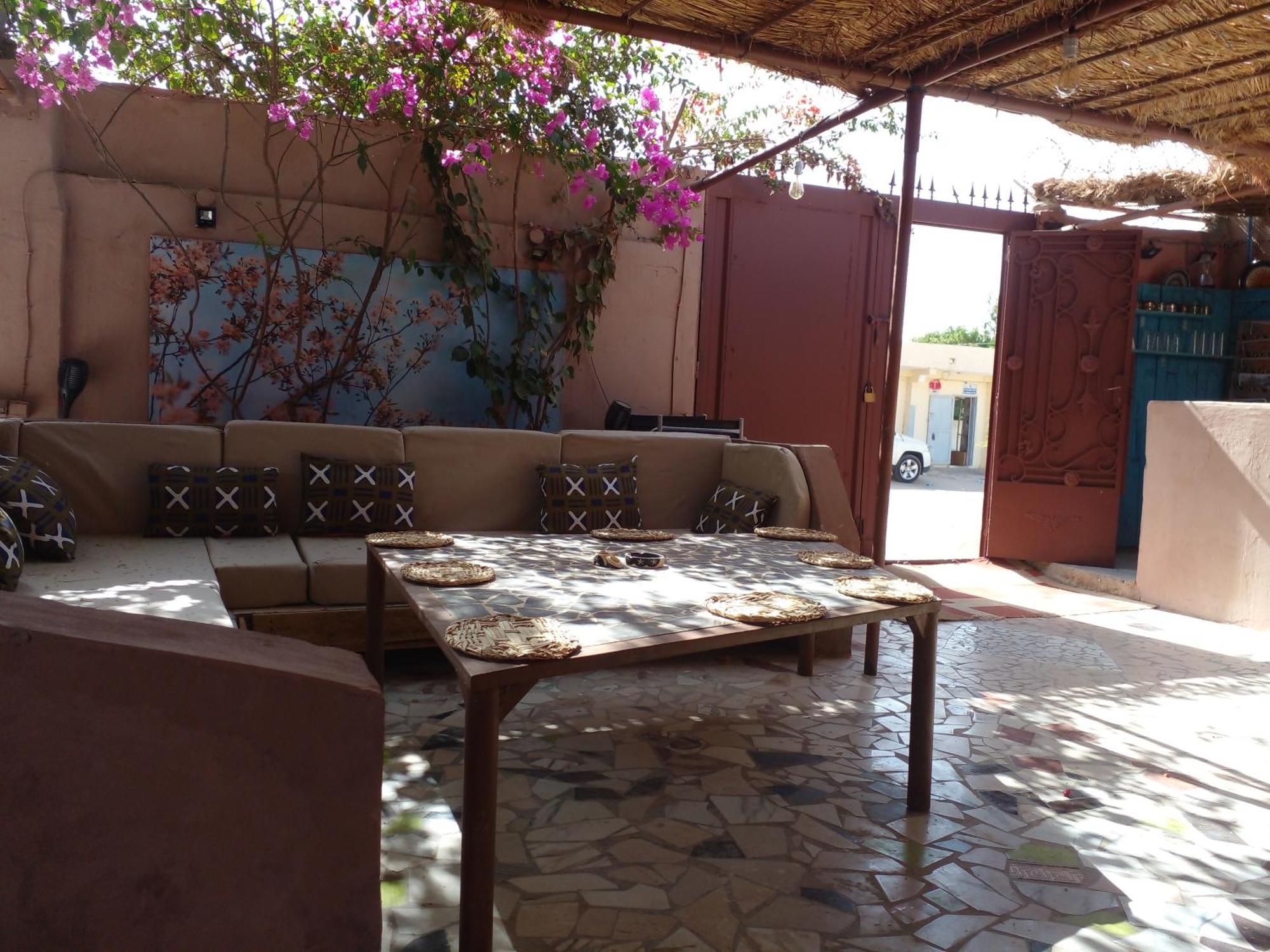 "Par 4 Chemins" - Atypical Stopover Nouakchott Eksteriør billede